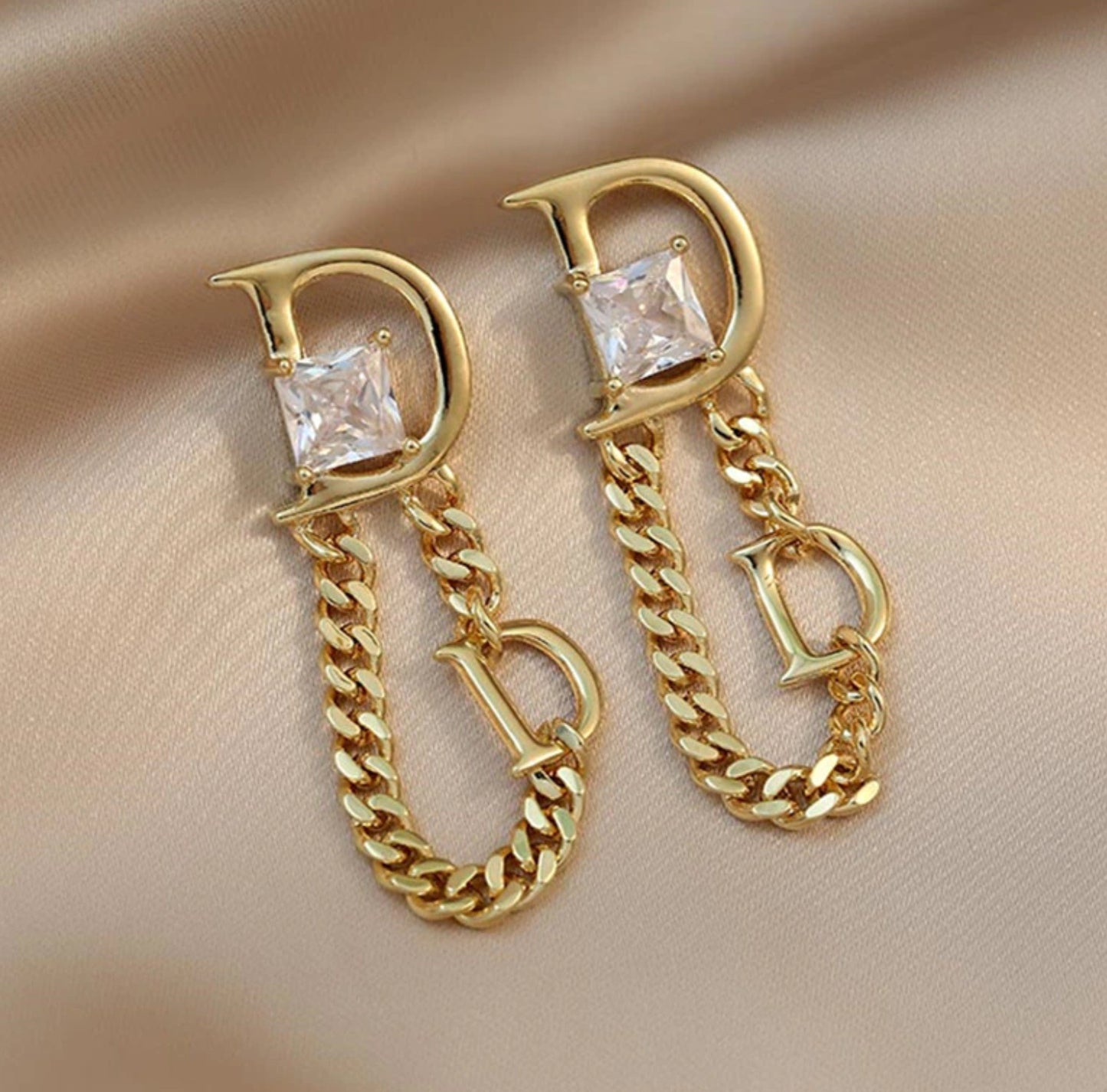 D INSPIRED EARRINGS. Accessories