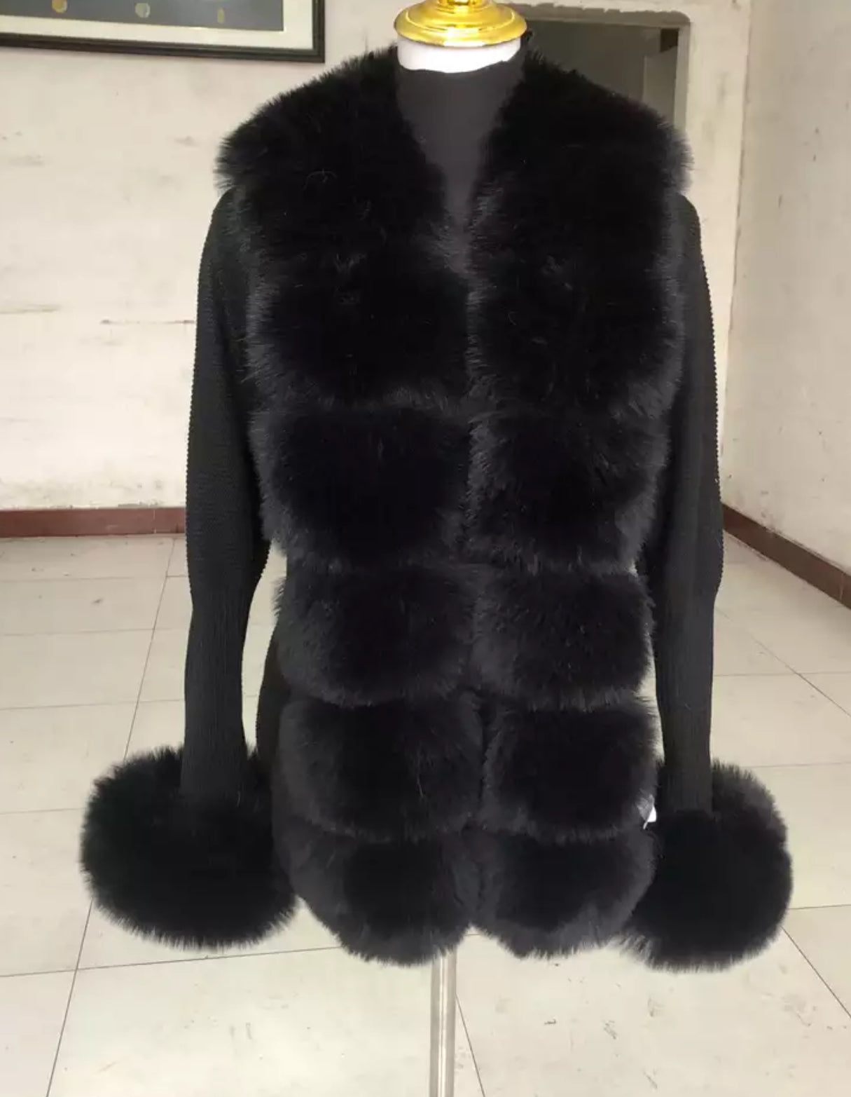 Fur cardigans .       (Jackets)